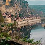Cote De Ravat P4 아파트