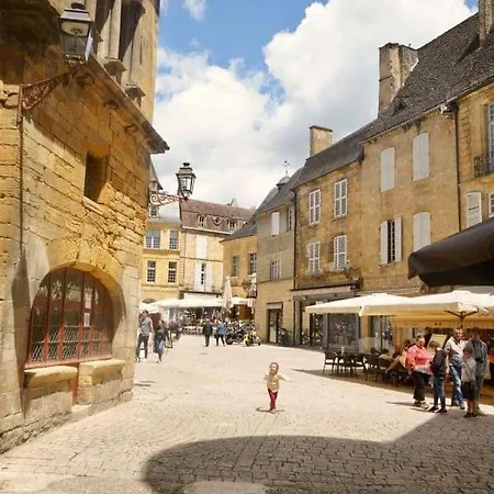 Cote De Ravat P4 * Sarlat